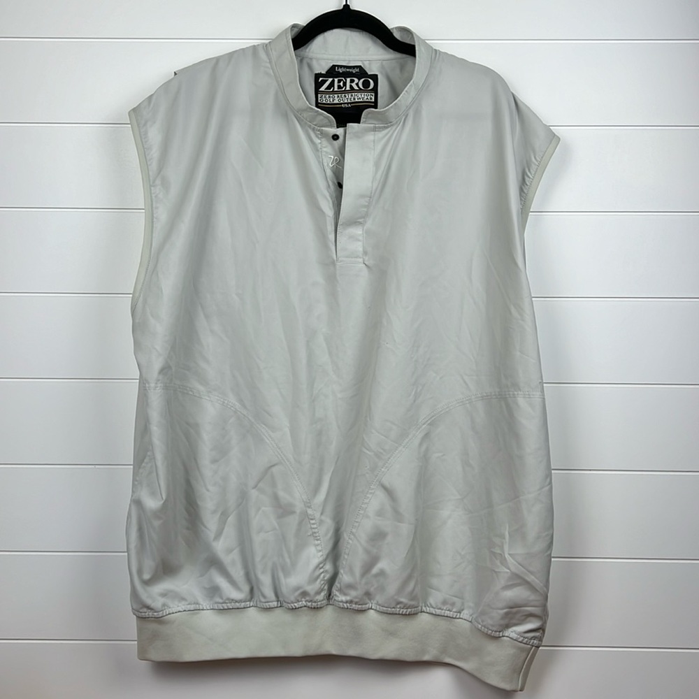 Zero restriction lightweight  golf vest